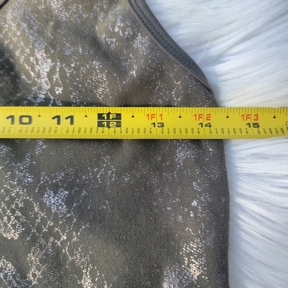 2/$20 Evolution and Creation Metallic Snakeskin Print Crop Top M - Picture 6 of 8